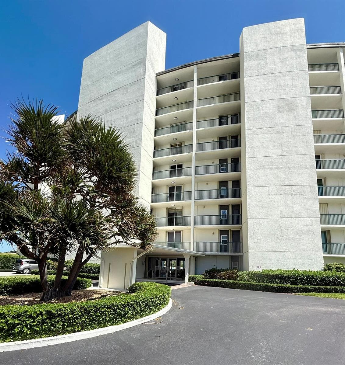 5400 N Ocean Drive # 1d, Singer Island, FL 33404 photo 4