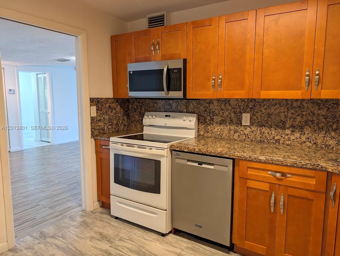 210 Sea View Dr # 405, Key Biscayne, FL 33149 photo 4