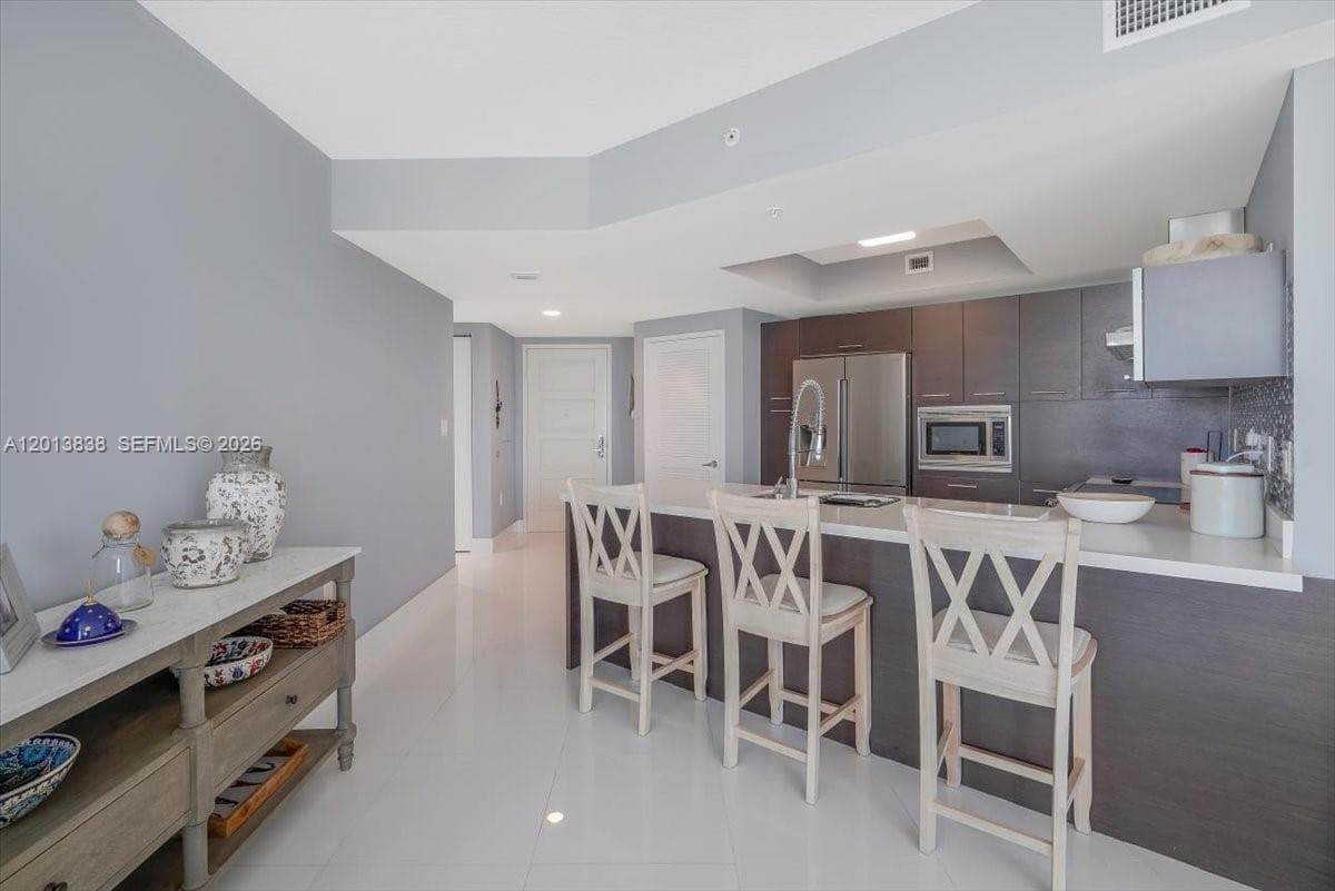 250 Sunny Isles Blvd # 3-902, Sunny Isles Beach, FL 33160 photo 2