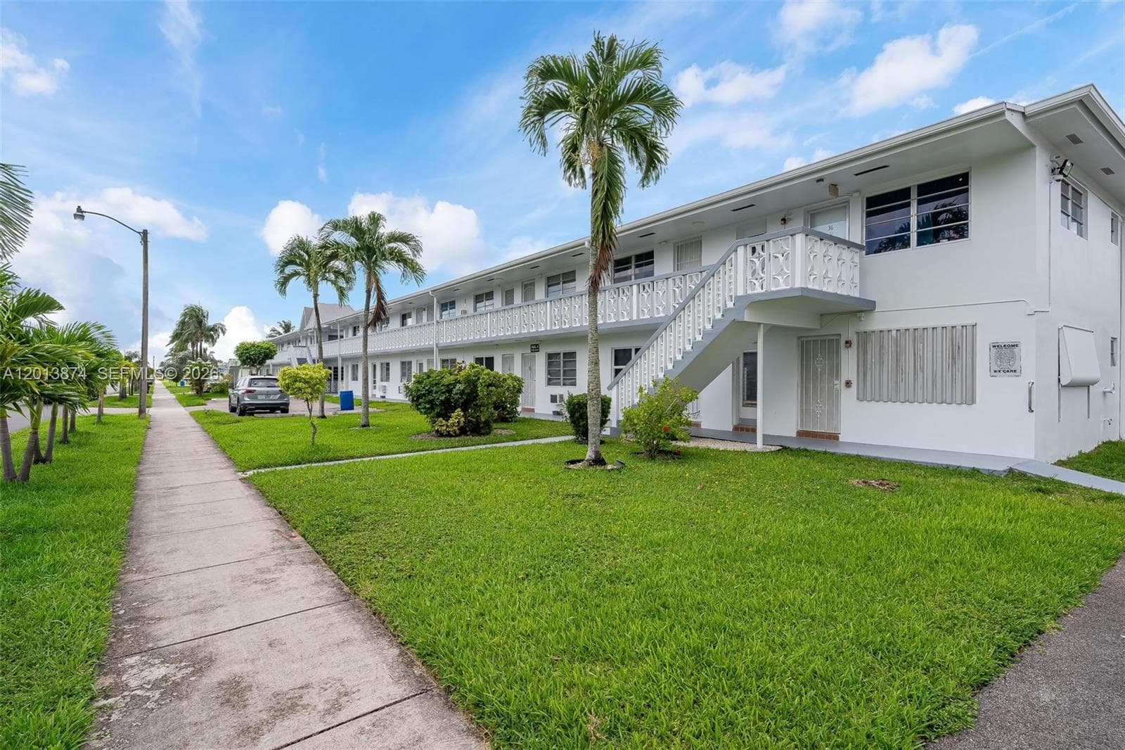 50 NW 204th St # H7, Miami Gardens, FL 33169 photo 2