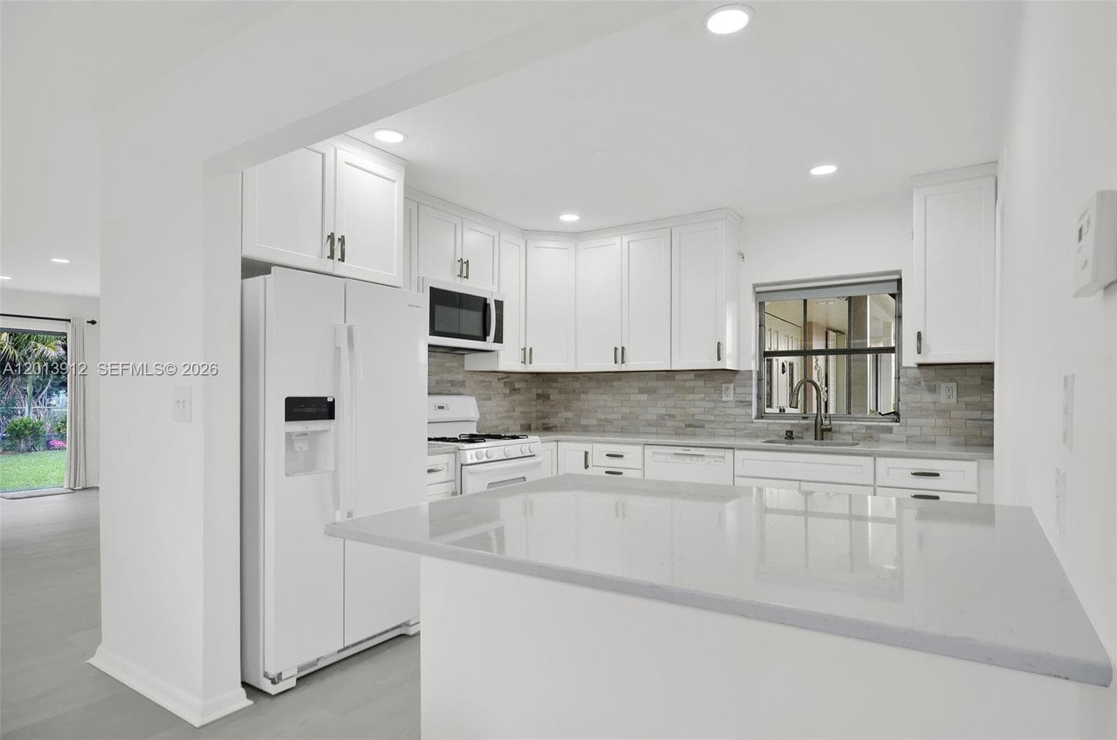 3045 SW 124th Ct, Miami, FL 33175 photo 2