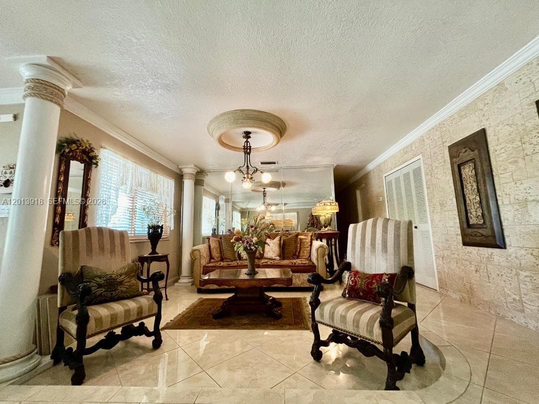 2525 SW 107th Ct, Miami, FL 33165 photo 4