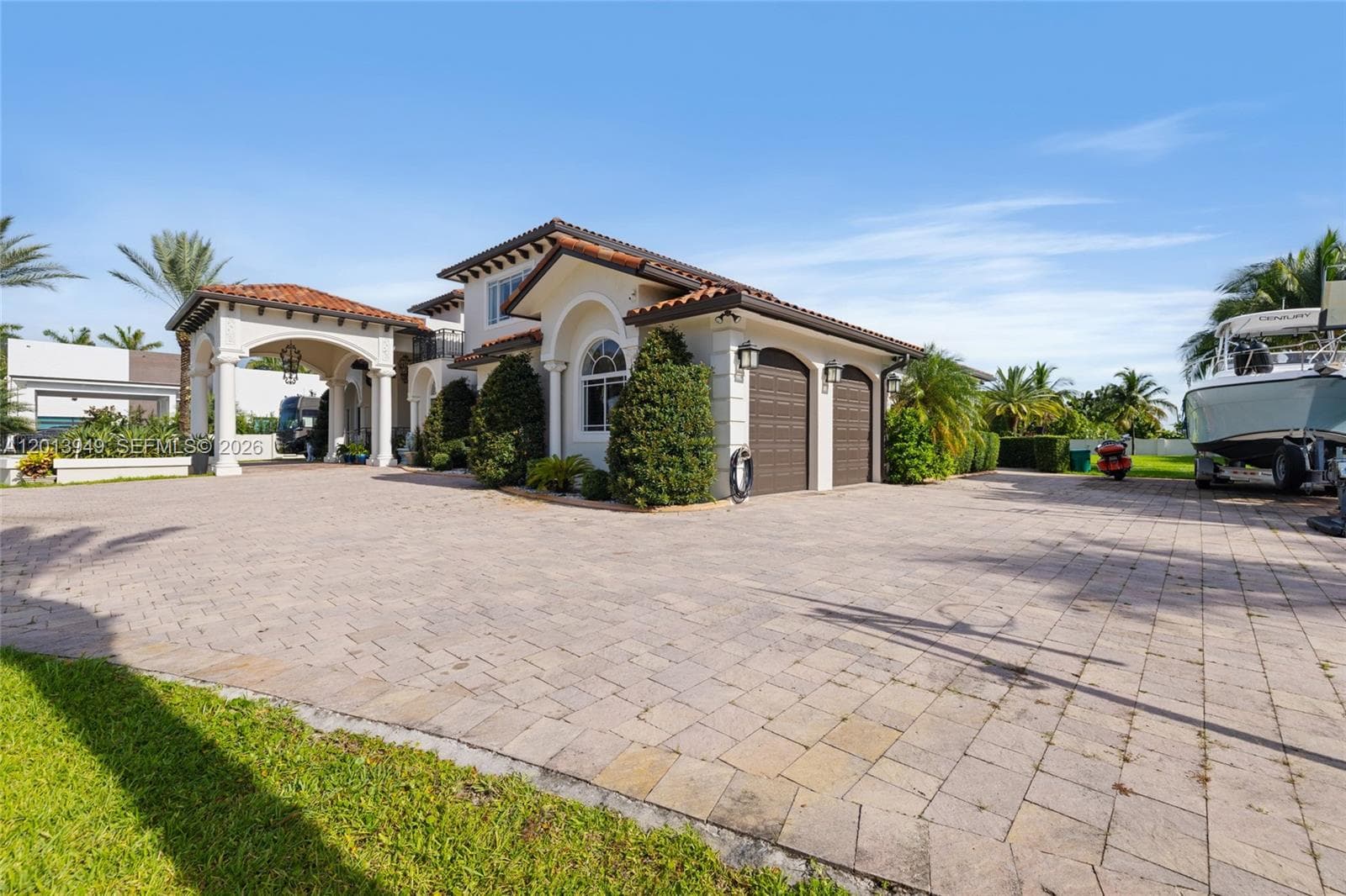 9861 NW 135th St, Hialeah Gardens, FL 33018 photo 5