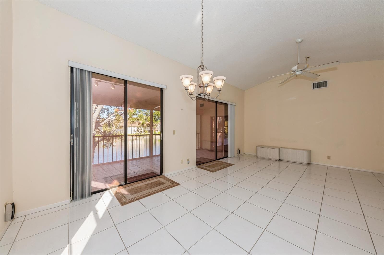 10439 S Circle Lake Drive # 201, Boynton Beach, FL 33437 photo 2