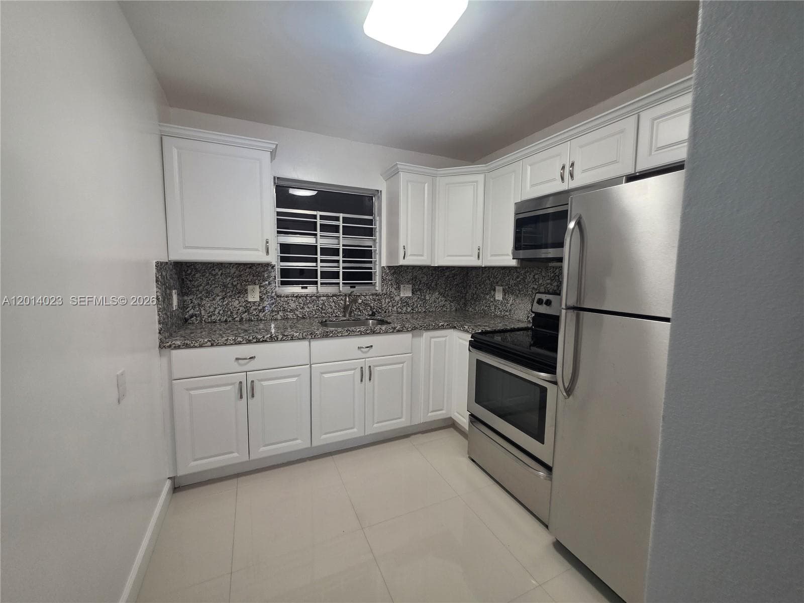19080 NE 3rd Ct # 314, Miami, FL 33179 photo 2