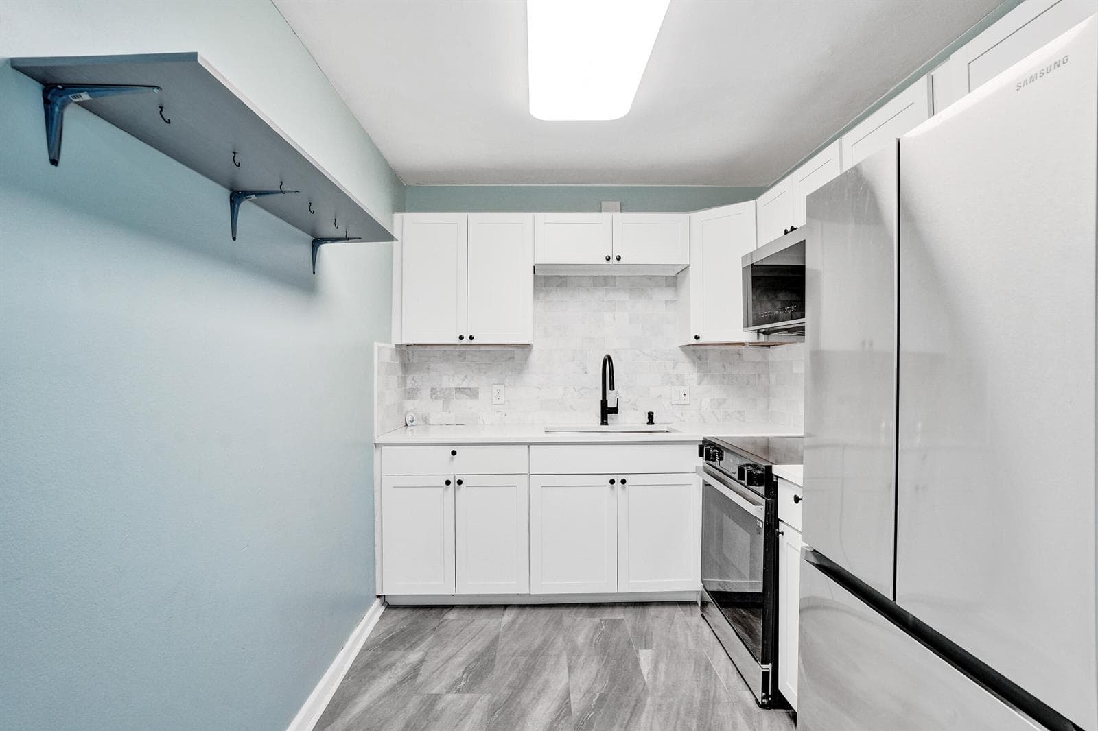 358 Oakridge T # 358, Deerfield Beach, FL 33442 photo 5
