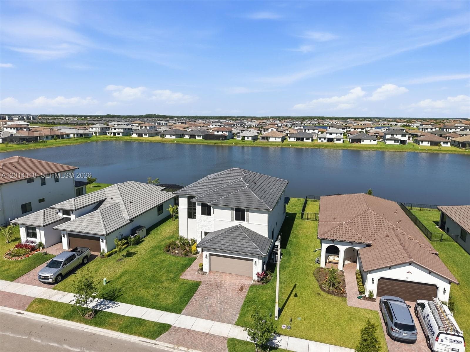 5023 OFANTO, Ave Maria, FL 34142 photo 2