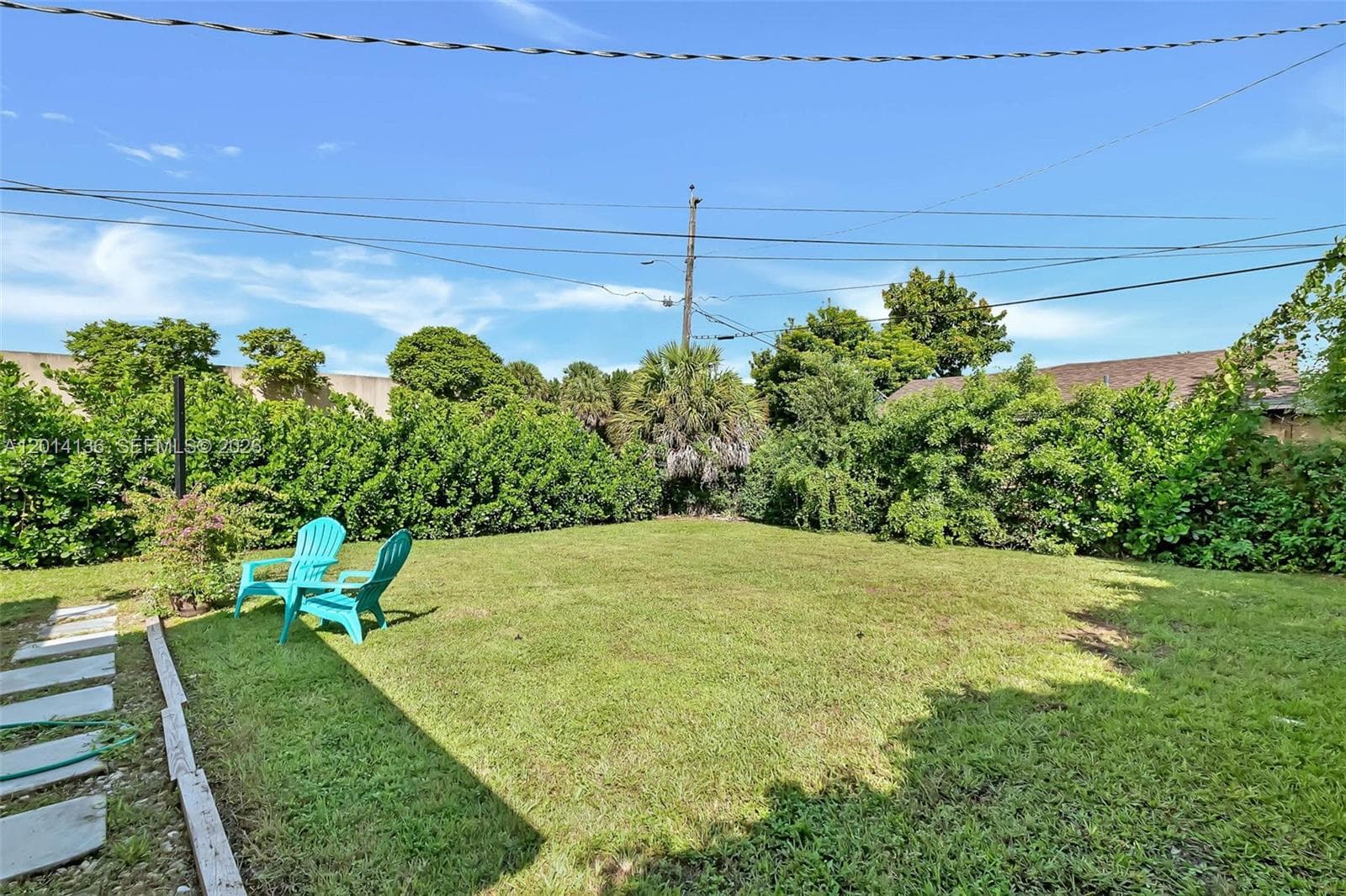 595 NW 101st St, Miami, FL 33150 photo 3