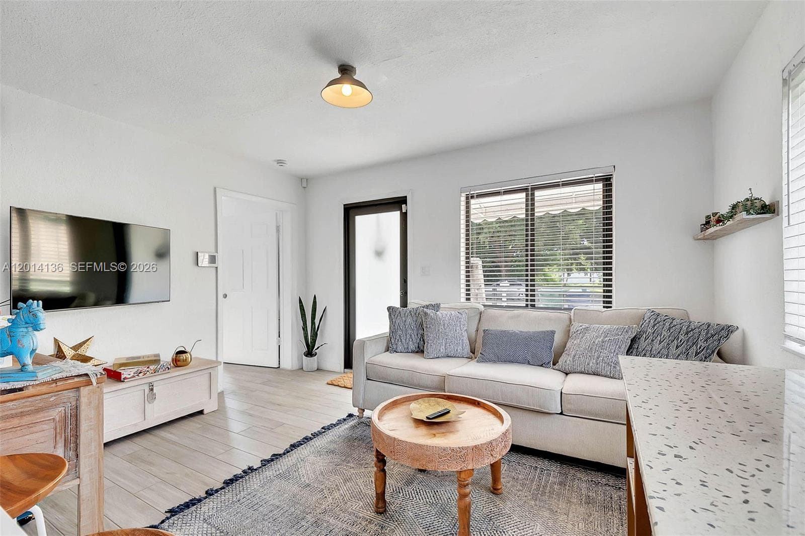 595 NW 101st St, Miami, FL 33150 photo 4