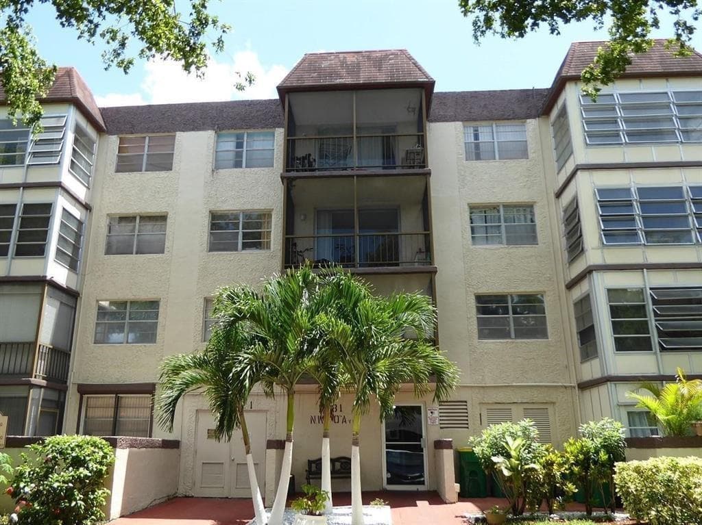 1681 NW 70th Avenue # 403, Plantation, FL 33313 photo 2