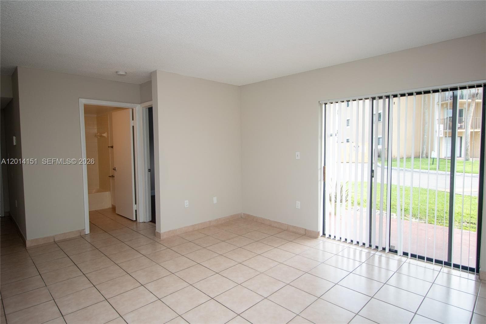 9491 S Palm Cir S # 101, Pembroke Pines, FL 33025 photo 4