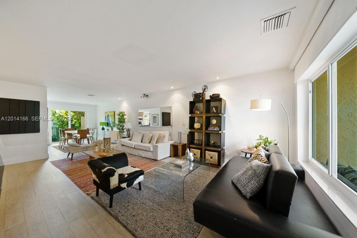 232 Sea View Dr # 108, Key Biscayne, FL 33149 photo 5