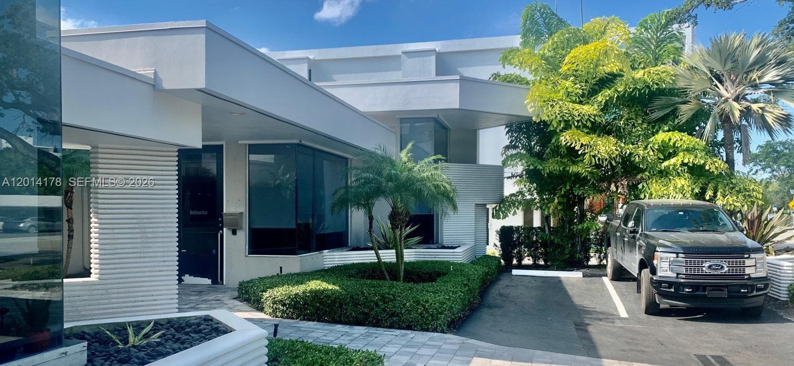 721 NE 3rd Ave # A, Fort Lauderdale, FL 33304 photo 3