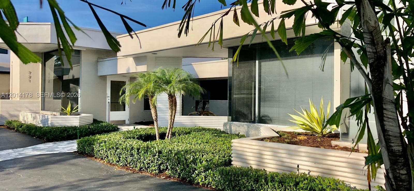 721 NE 3rd Ave # A, Fort Lauderdale, FL 33304 photo 4