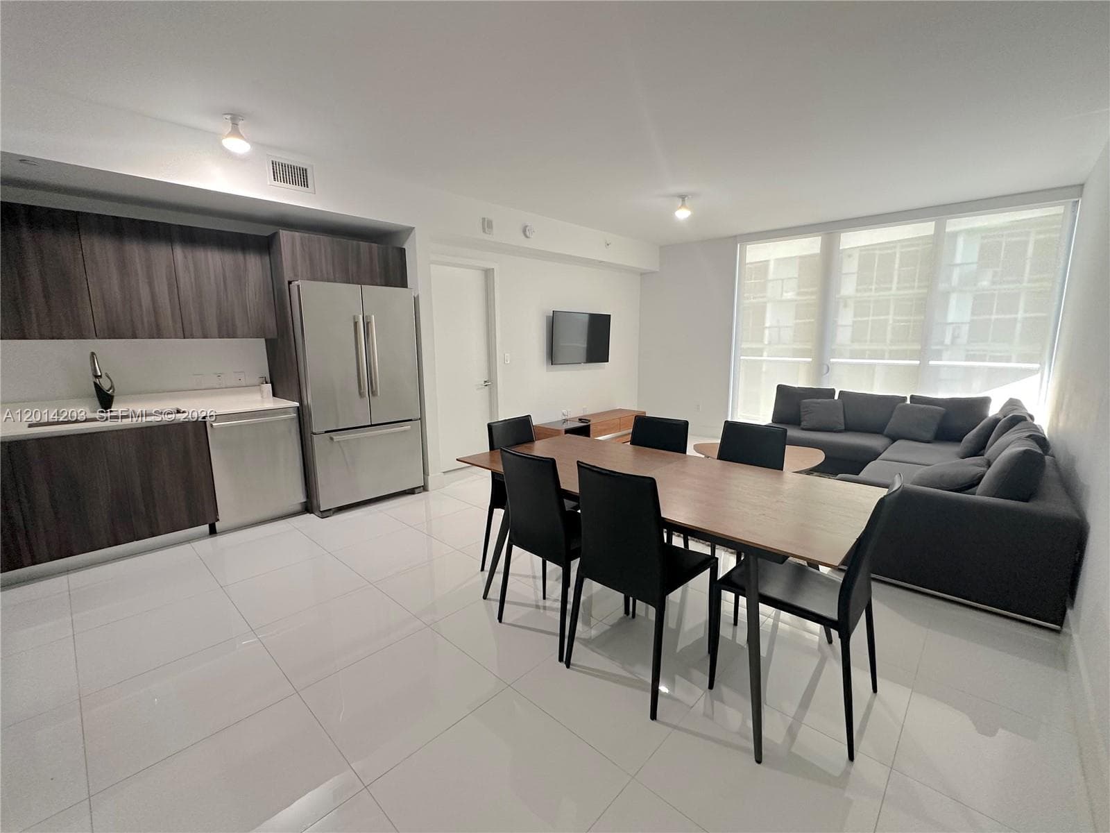 488 NE 18th St # 2502, Miami, FL 33132 photo 2