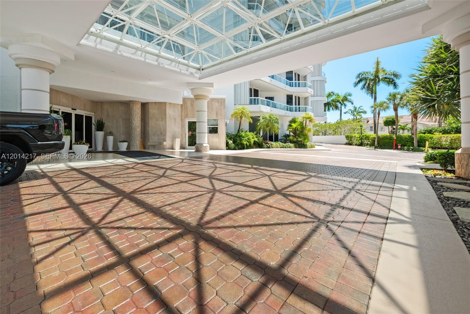 21050 Point Pl # 302, Aventura, FL 33180 photo 3