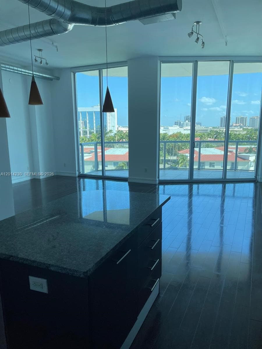 3029 NE 188th St # 602, Aventura, FL 33180 photo 2
