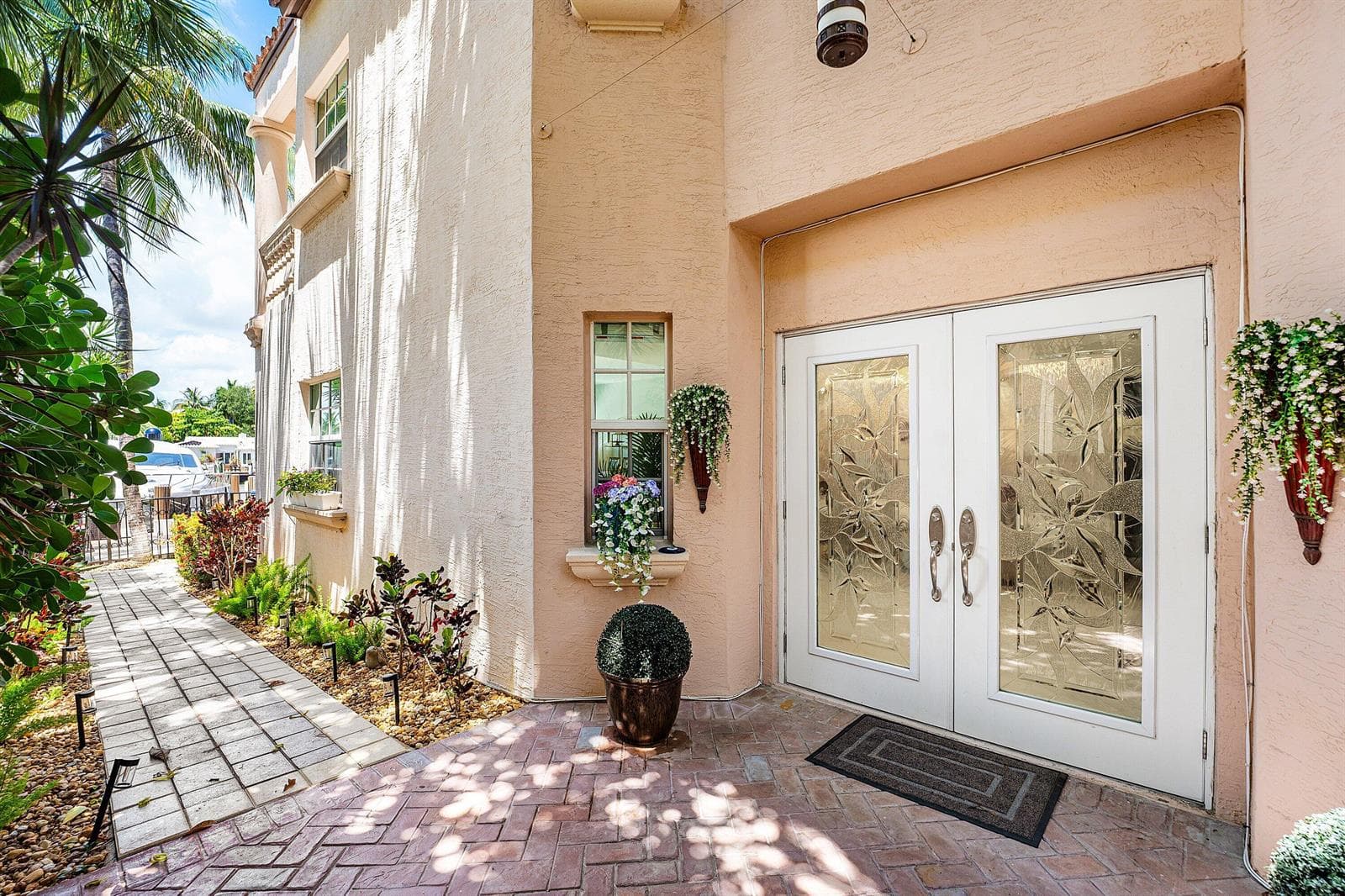 19 Hendricks Isle, Fort Lauderdale, FL 33301 photo 3