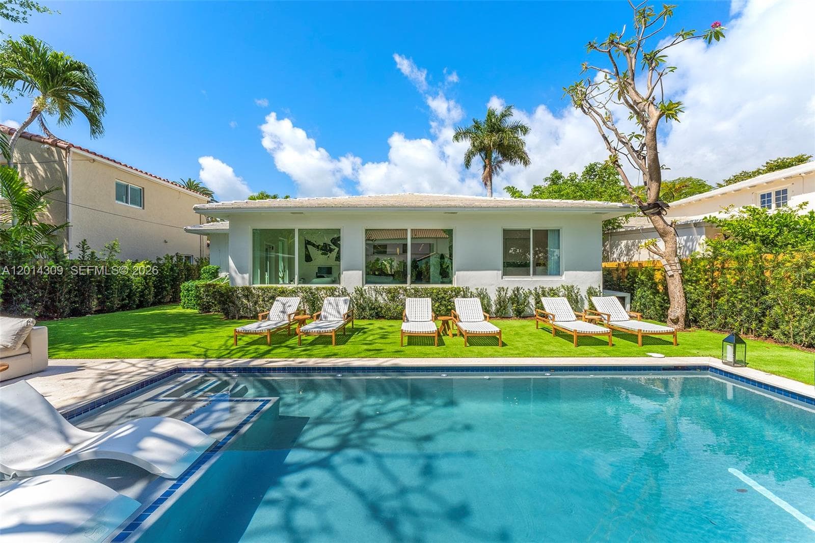 6145 La Gorce Dr, Miami Beach, FL 33140 photo 2