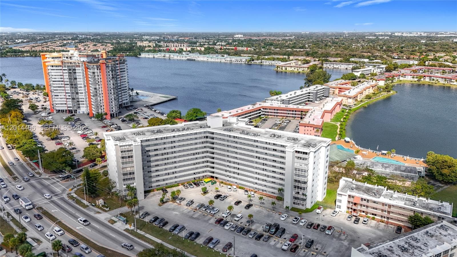 1401 NE Miami Gardens Dr # 286, Miami, FL 33179 photo 2
