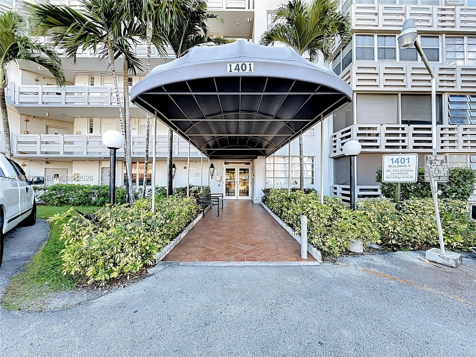1401 NE Miami Gardens Dr # 286, Miami, FL 33179 photo 5