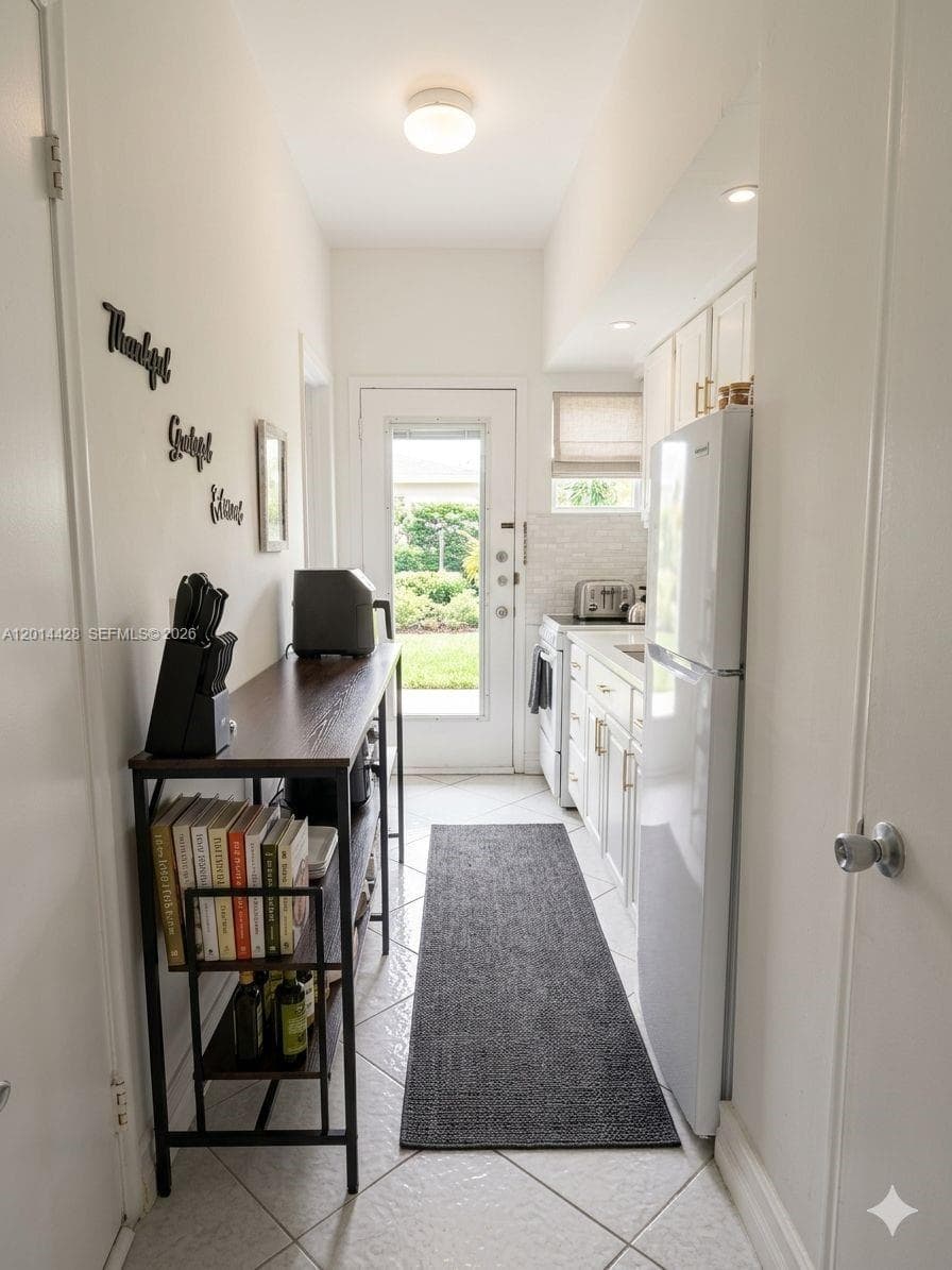 6490 Collins Ave # 14, Miami Beach, FL 33141 photo 4