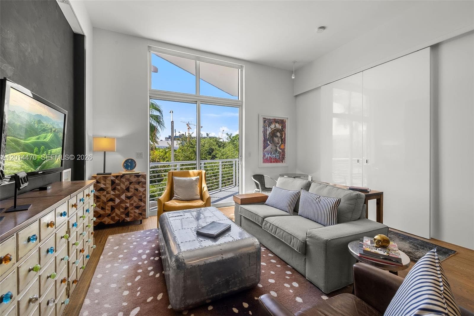2001 Meridian Ave # 404, Miami Beach, FL 33139 photo 2