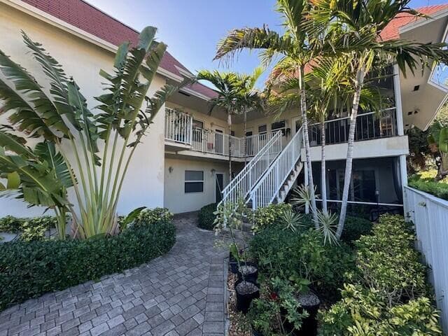 1361 NE 27 Way, Pompano Beach, FL 33062 photo 4