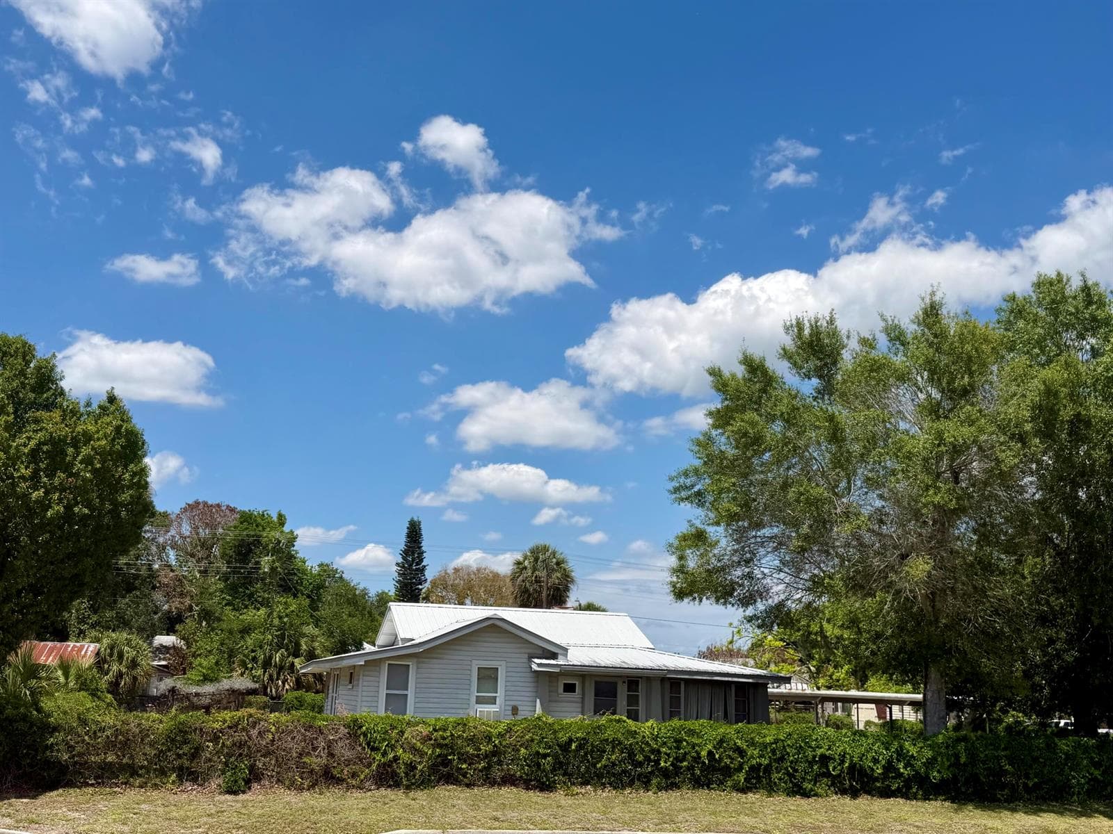 207 SE 4th Street, Okeechobee, FL 34974 photo 2