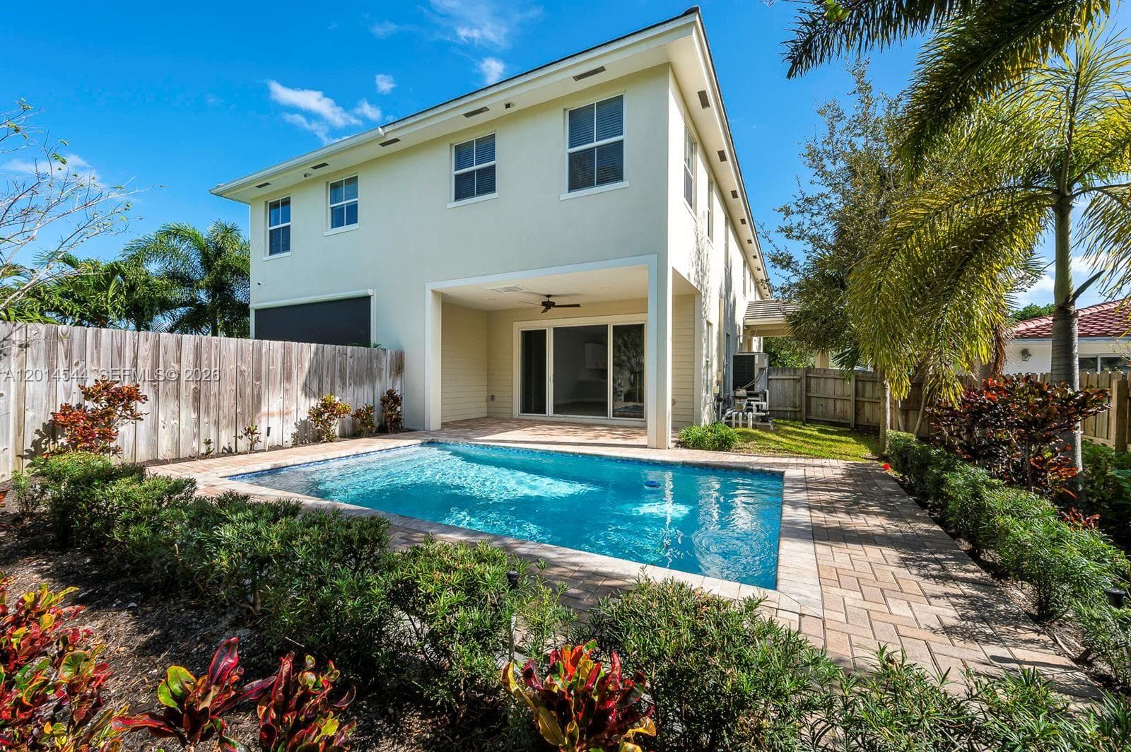 1031 NE 13th Ave, Fort Lauderdale, FL 33304 photo 3