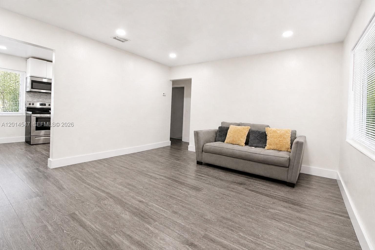 1631 NW 114th St, Miami, FL 33167 photo 5