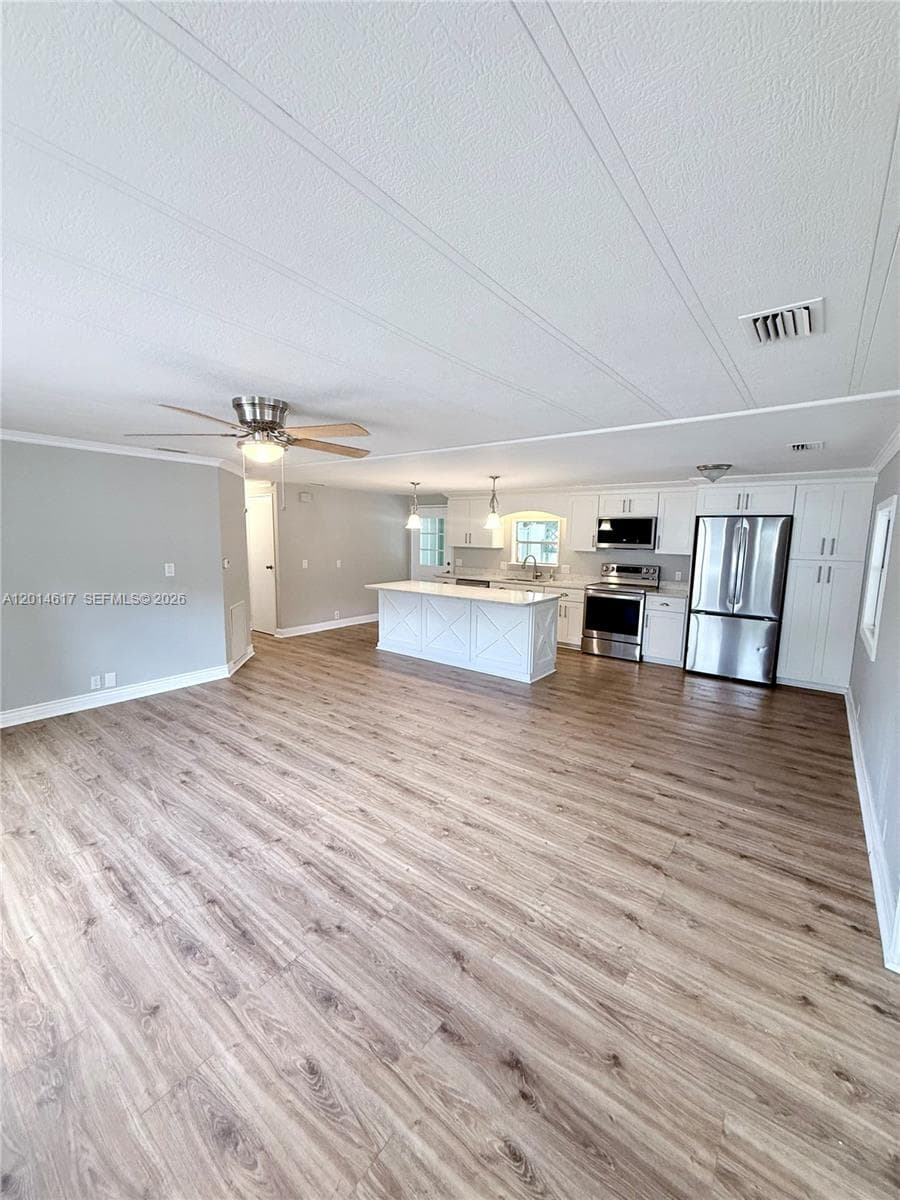 318 N FOREST BLVD, Other City - In The State Of Florida, FL 32746 photo 5