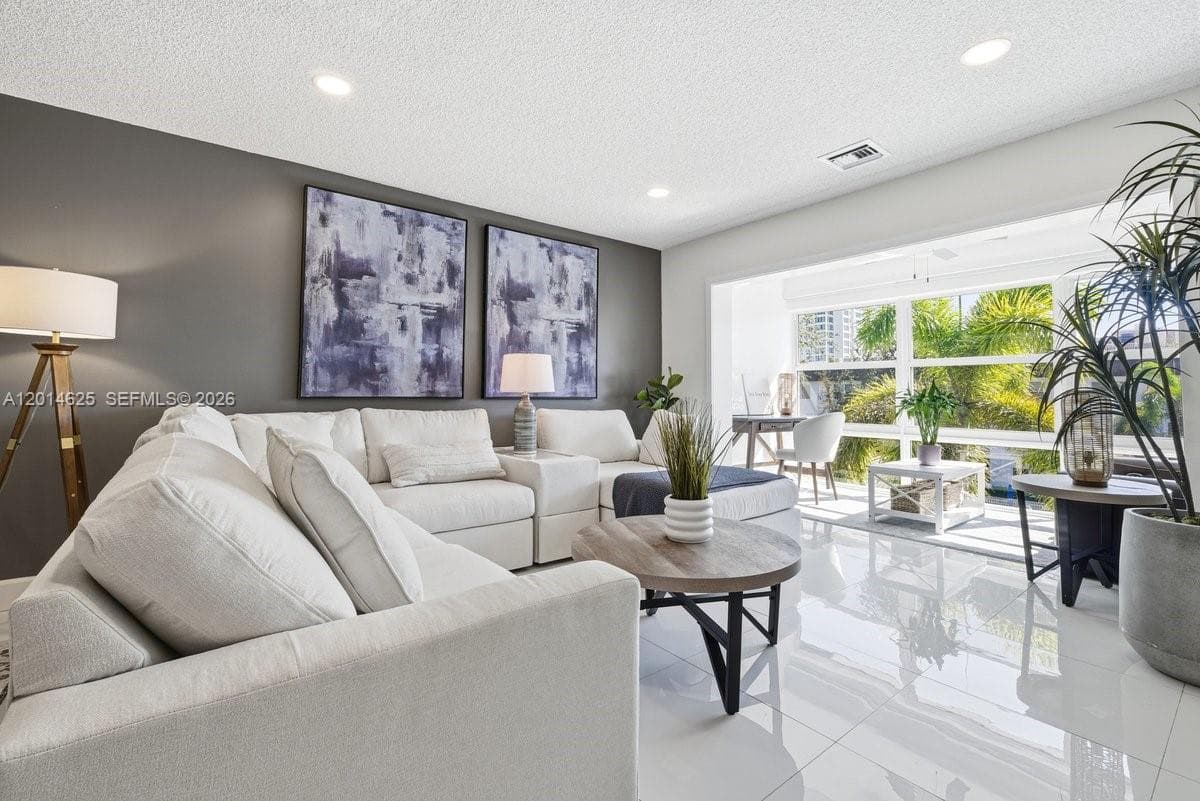 1501 S Ocean Blvd # 307, Lauderdale By The Sea, FL 33062