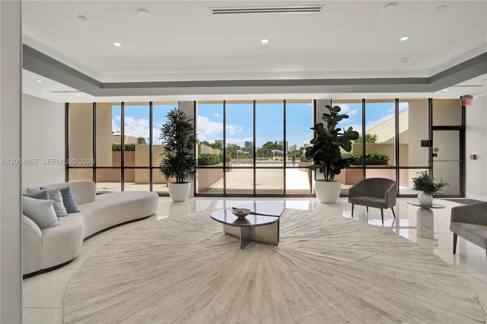 20335 W Country Club Dr # 1608, Aventura, FL 33180 photo 2