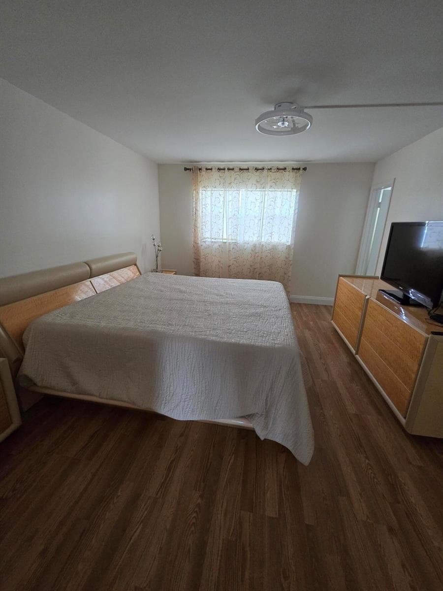 103 Oxford 400, West Palm Beach, FL 33417 photo 3