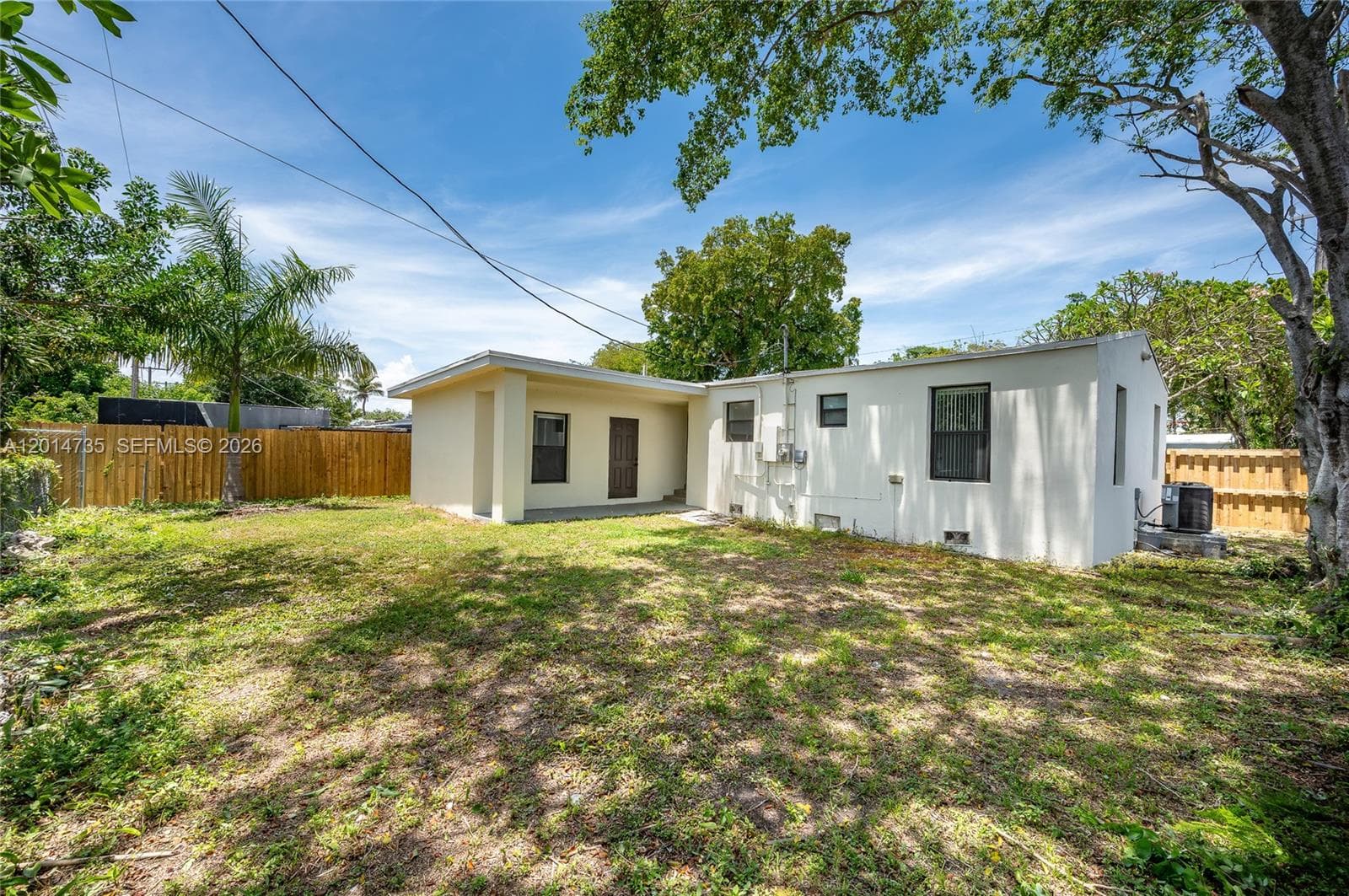 2106 Plunkett Ct, Hollywood, FL 33020 photo 3