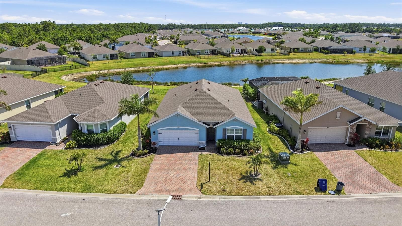 8909 Cascade Price Circle, FL 33917 photo 3