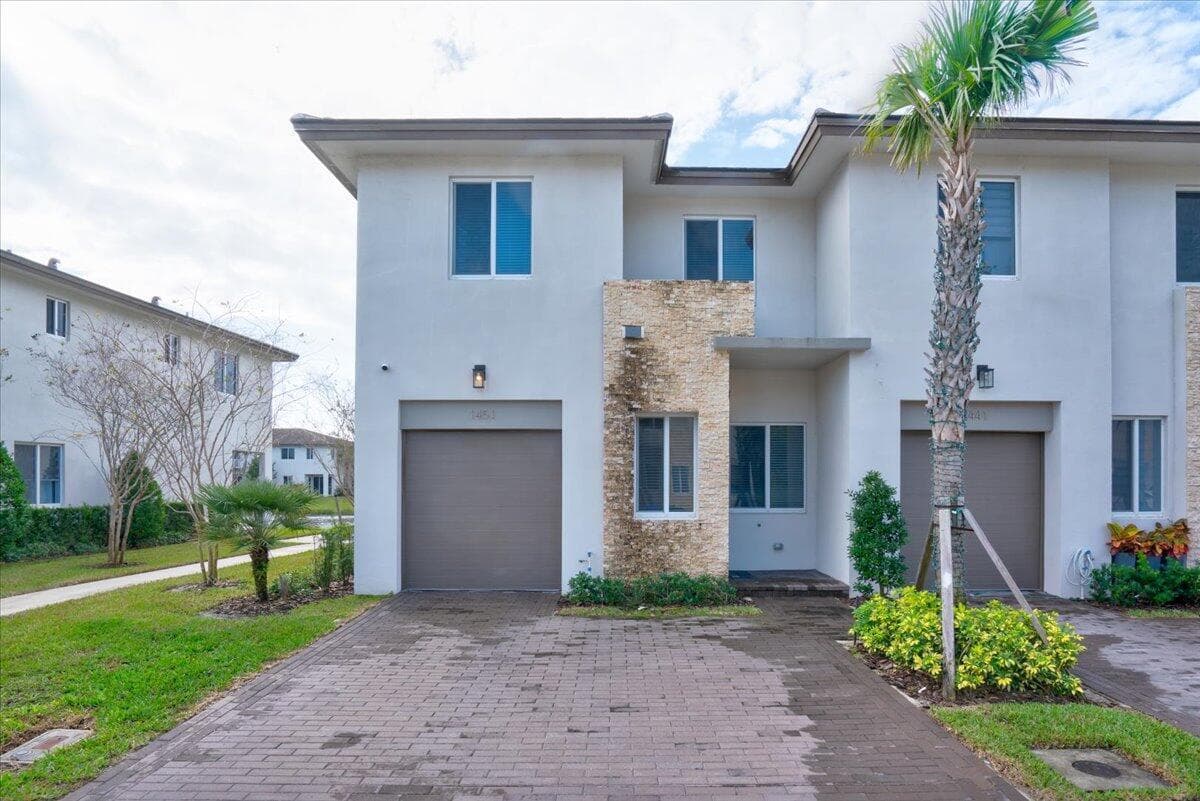 1451 Pioneer Way, Royal Palm Beach, FL 33411 photo 2