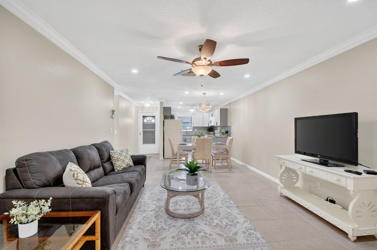 2787 Dudley Dr # Apt D, West Palm Beach, FL 33415 photo 5