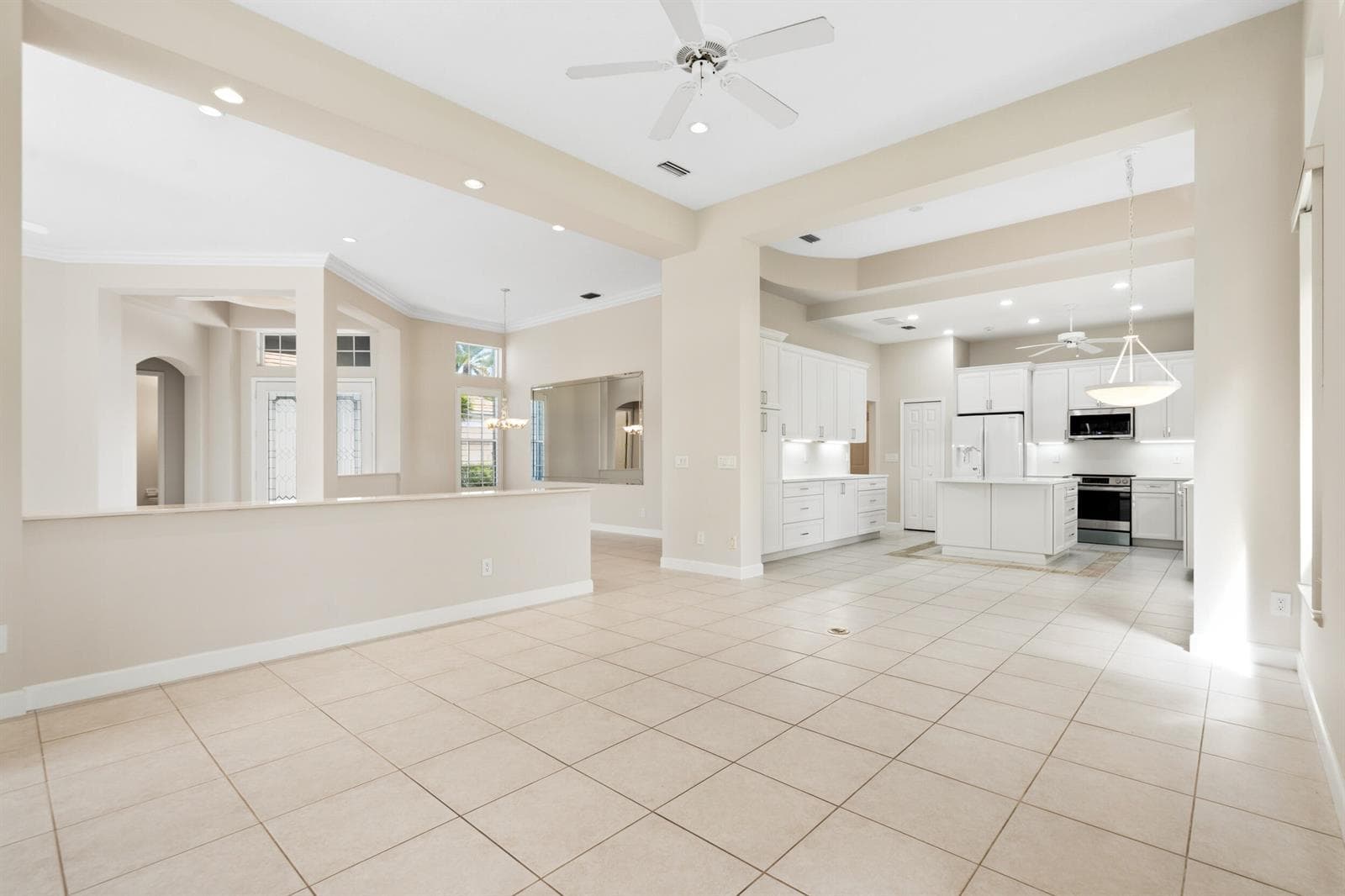 2534 SW Manor Hill Drive, Palm City, FL 34990 photo 4