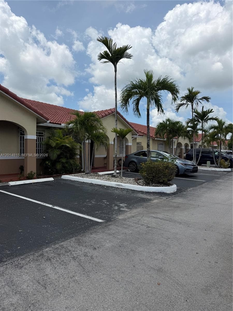 7101 W 24th Ave # 14, Hialeah, FL 33016 photo 2