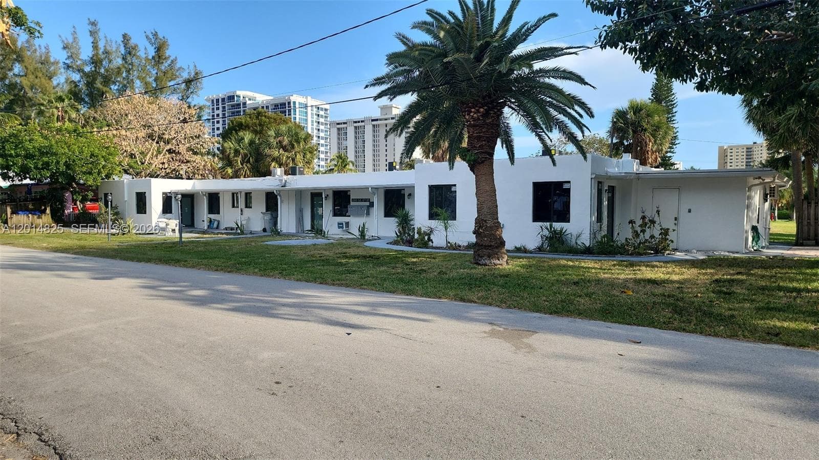 3300 SE 6th St, Pompano Beach, FL 33062