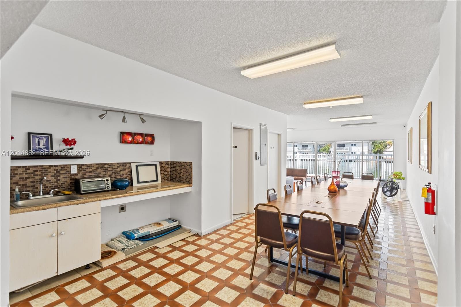 8530 Byron Ave # 302, Miami Beach, FL 33141 photo 4