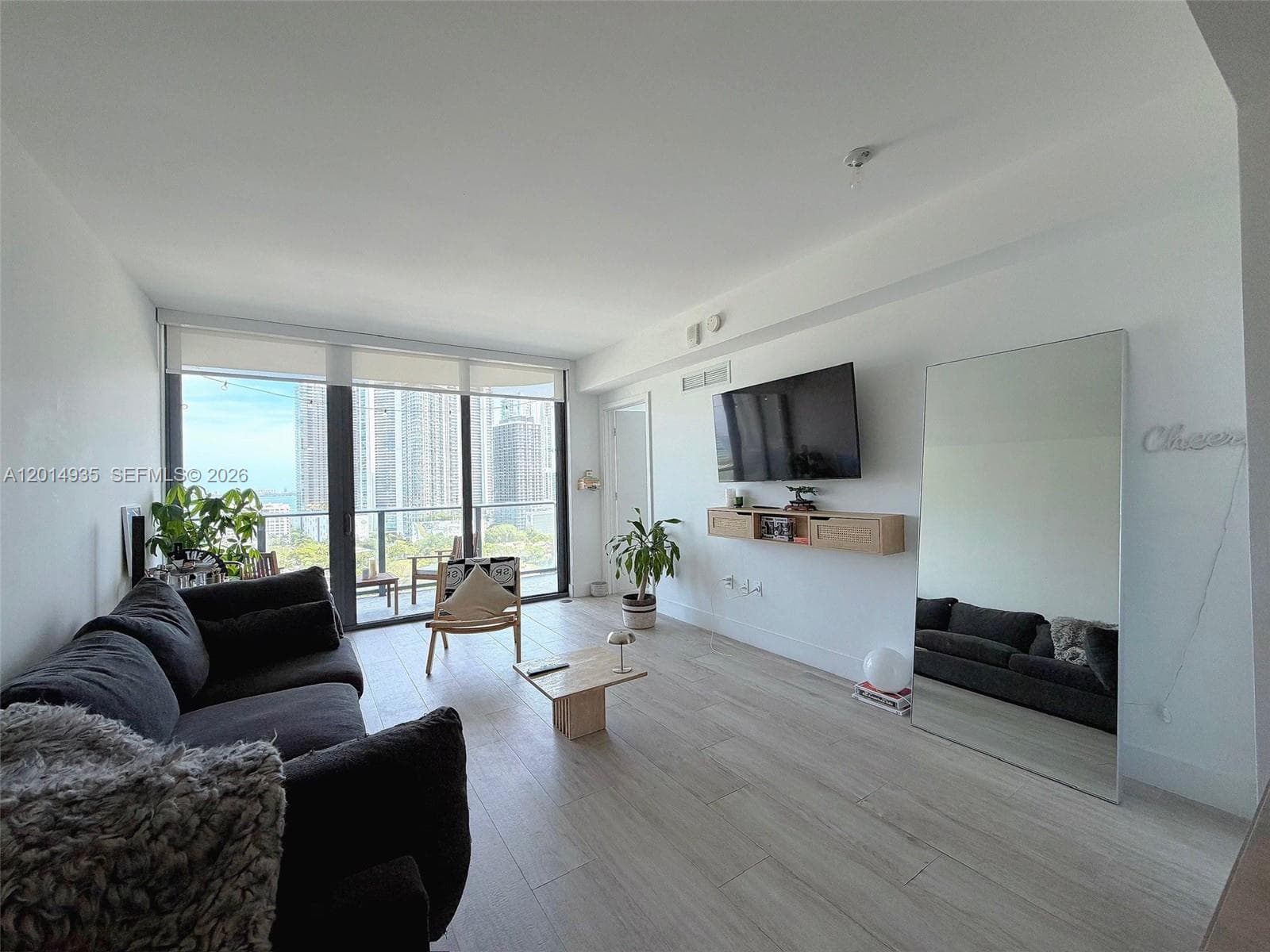 121 NE 34th St # 1605, Miami, FL 33137 photo 4