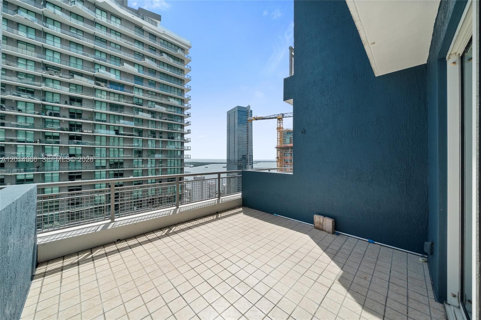 60 SW 13th St # 4008, Miami, FL 33130 photo 2