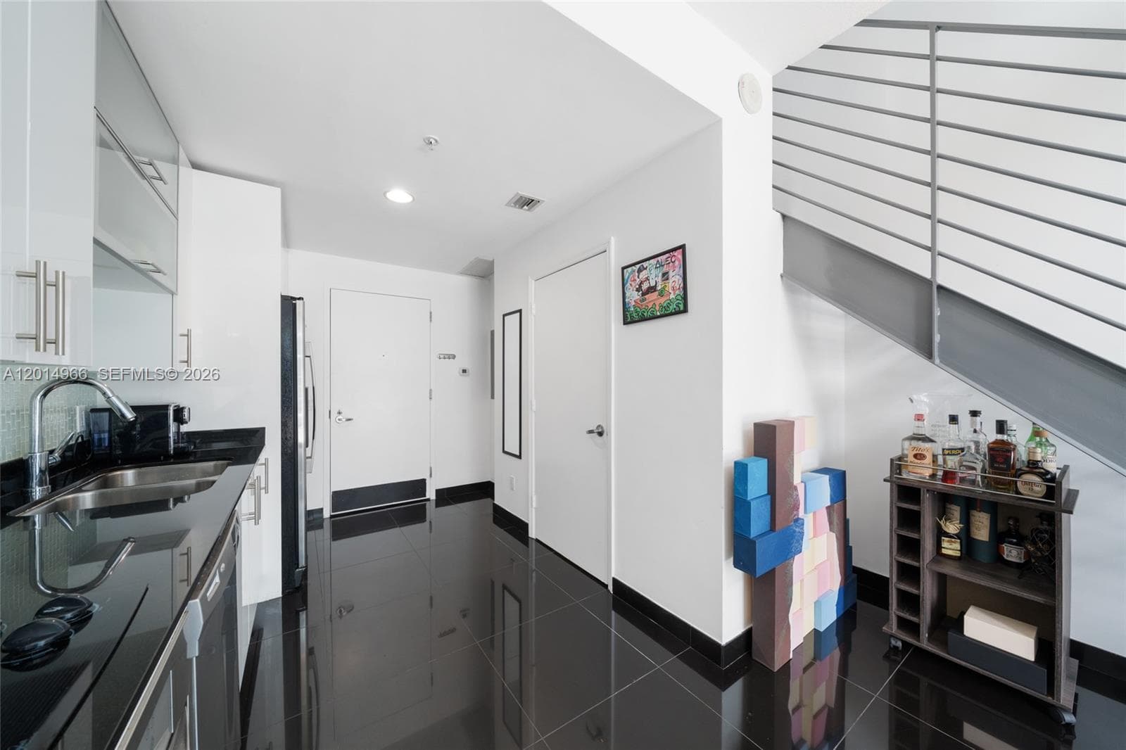 60 SW 13th St # 4008, Miami, FL 33130 photo 5