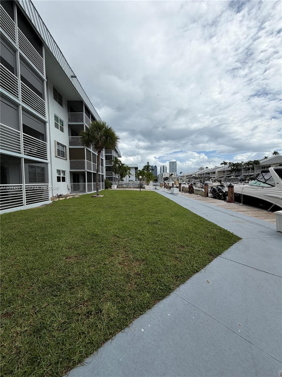 3550 NE 169th St # 107 Plus 40ft  Deck, North Miami Beach, FL 33160 photo 3
