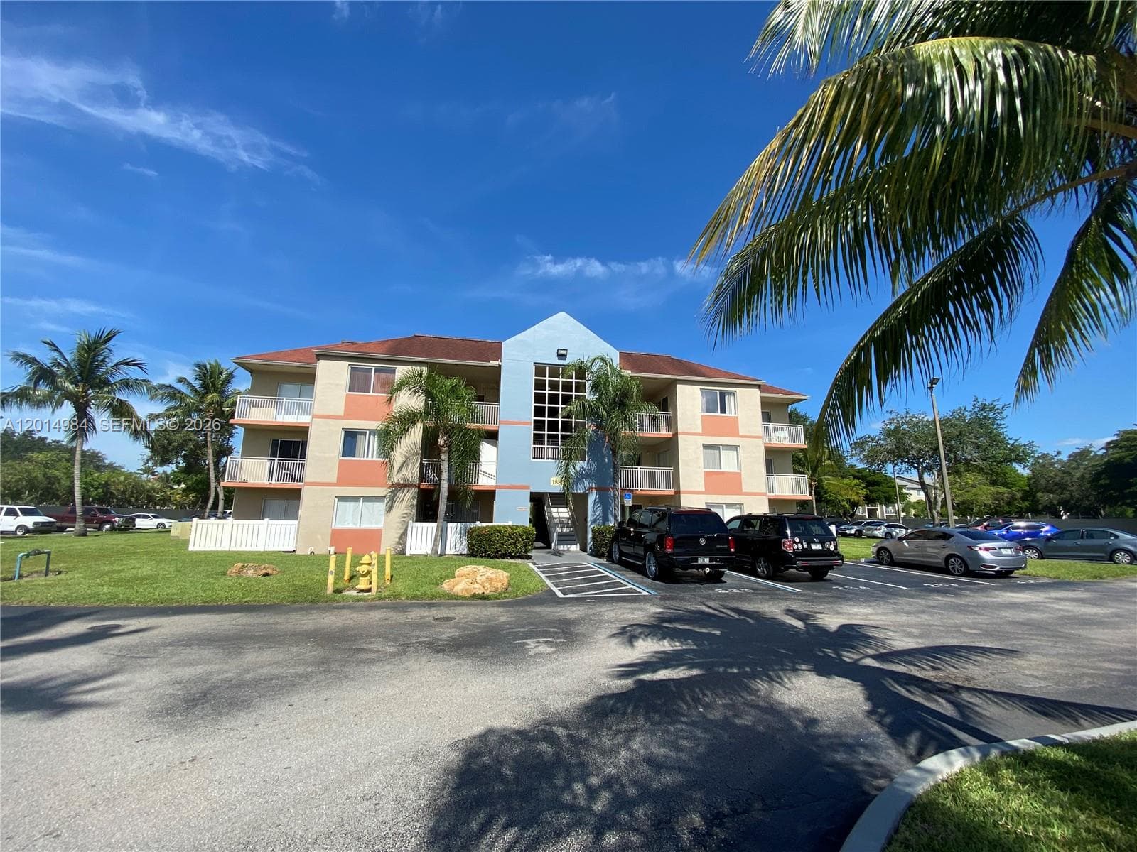 18820 NW 57th Ave # 203, Hialeah, FL 33015 photo 2