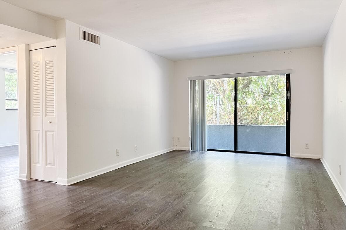 1900 N Congress Avenue # 105, West Palm Beach, FL 33401 photo 3