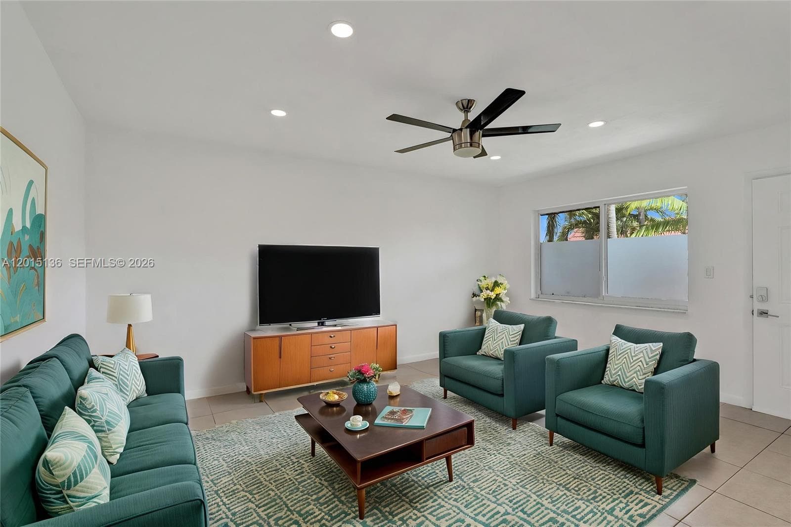 3050 NE 5th Ter # 13, Wilton Manors, FL 33334 photo 2